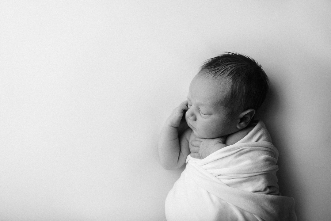 sleeping newborn-swaddled newborn-newborn baby glasgow